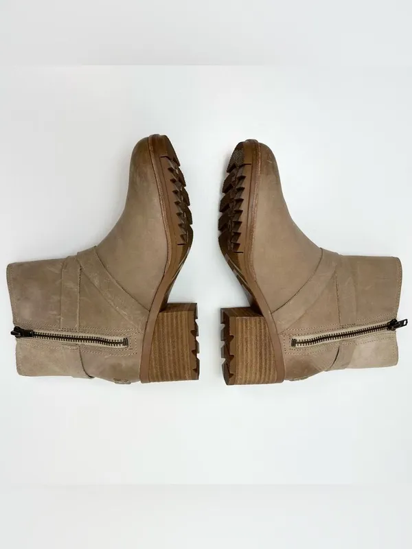 Sorel Cate Buckle Heeled Boots - Image 6