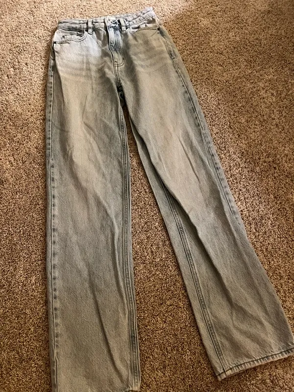 PacSun Classic High-Rise 90’s boyfriend Women’s Jeans - Light Wash - Image 2