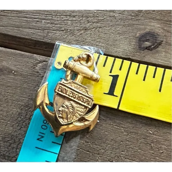 ENDLESSMTS.PA vintage brass anchor pin - Image 4