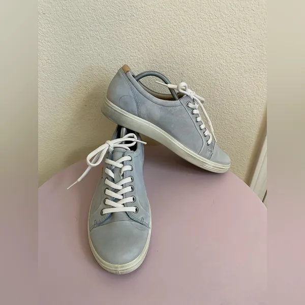 Ecco Light Blue Womens shoes size 38 Aka 7 - Image 2