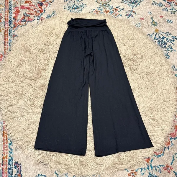 Angel maternity leggings size XS - Image 3