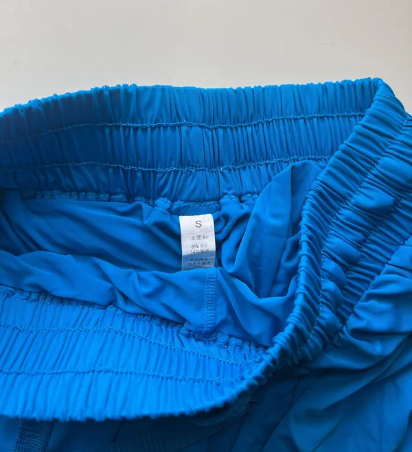 Blue flowy shorts - Image 3