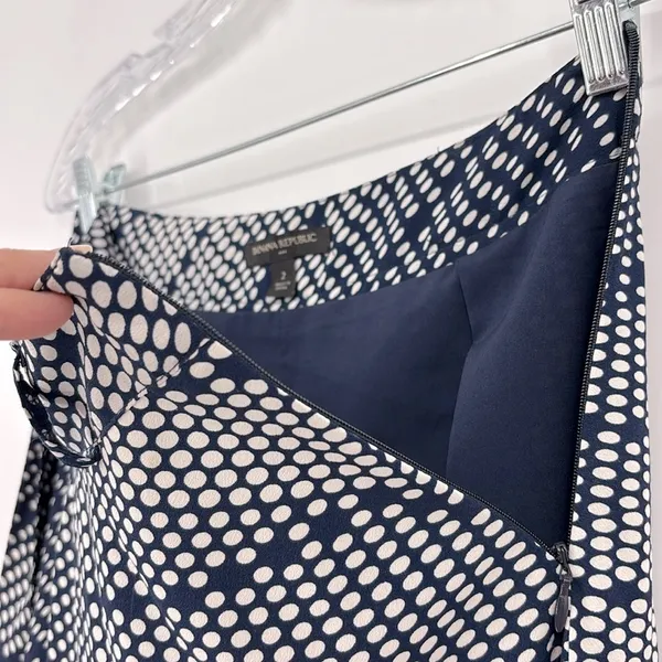 Banana Republic Factory Handkerchief Skirt Blue & White Polka Dot Women’s Size 2 - Image 7