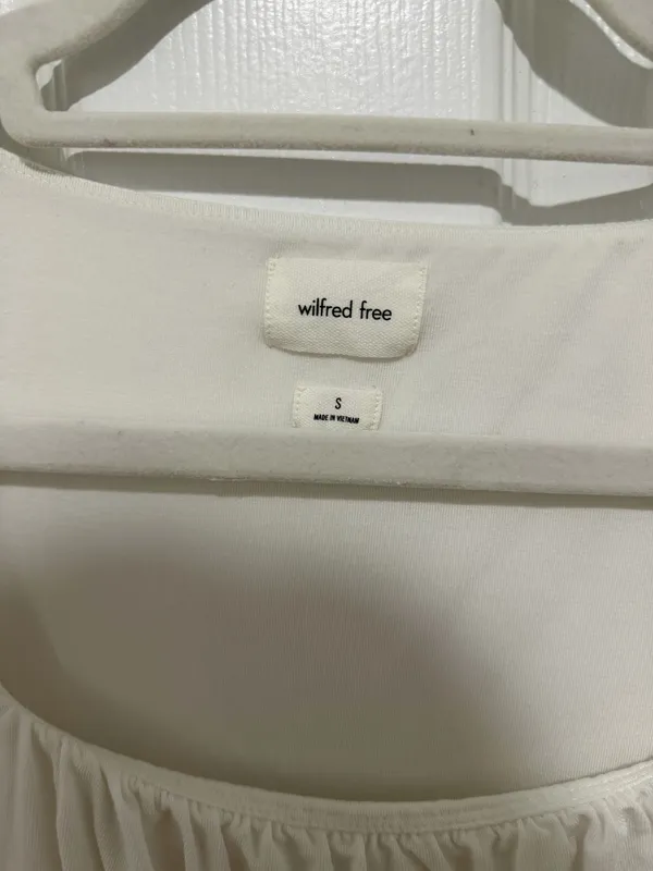 Aritzia Wilfred Long Sleeve Square Neck Ruched Top - Aritzia Orbit Top - Image 4