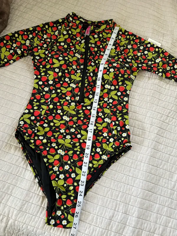 Betsy Johnson one piece, black strawberry, print, zip long sleeve swimsuit L nwt - Image 8