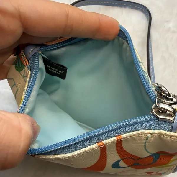 y2k Coach Butterfly Wristlet - Image 4