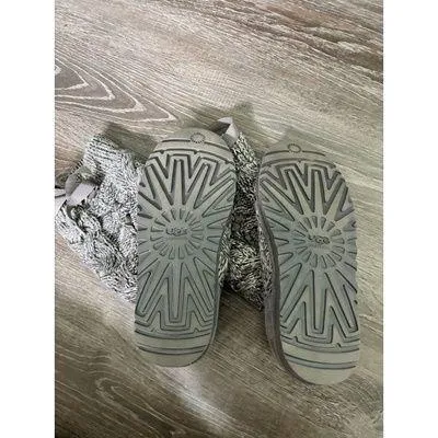 UGG Mahalya Boot Gray Knit Sweater Lace-Up Knee-High Boots Womens Sz 7 - Image 8