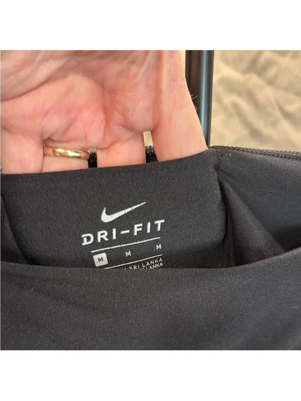 Nike Black Leggings with White Swoosh - Image 4