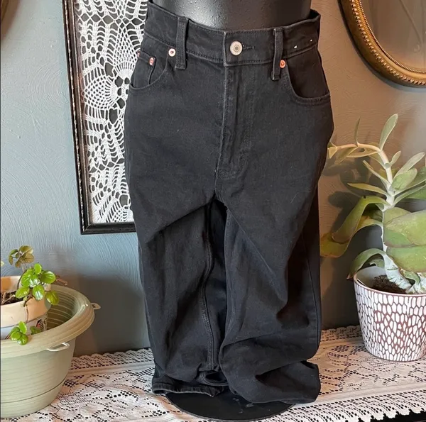 Abercrombie 90s High-Rise Straight Black Jeans - Image 3