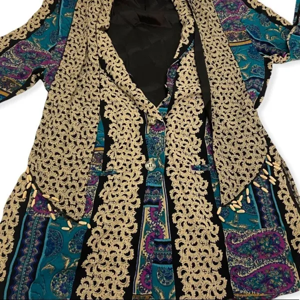 Vintage 80’s Michael Taylor Paisley Print Rayon Blazer Jacket - Image 4