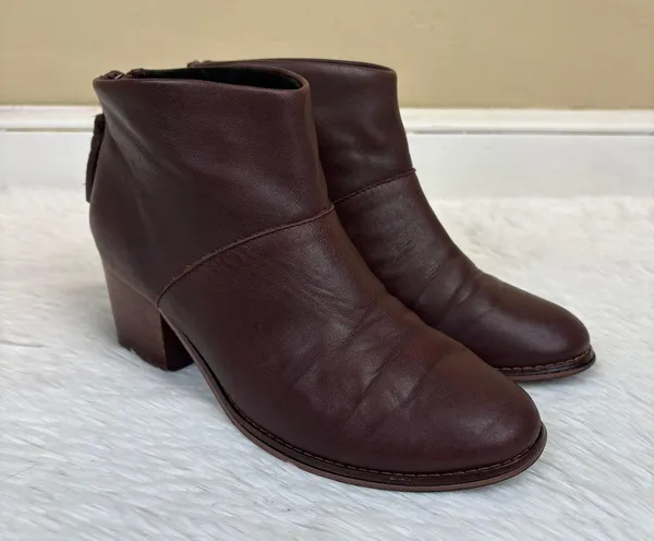 TOMS Leila Leather Ankle Bootie Oxblood Dark Red Zip Closure Size 7 - Image 2
