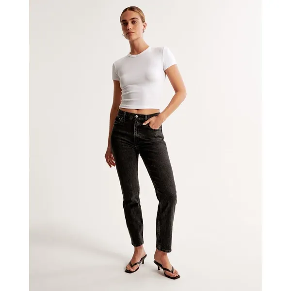 ✨Abercrombie & Fitch High Rise Mom Black Sz 26/2 Jeans✨ - Image 3