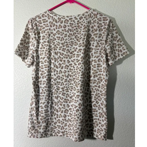 Talbots Women Size M Alluring Leopard Animal Print Crewneck Short Sleeve T-Shirt - Image 3