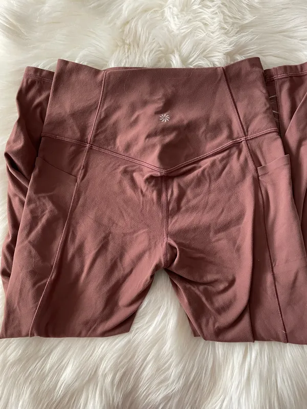 Athleta Women's Brown Athletic Leggings with Pockets - Image 9