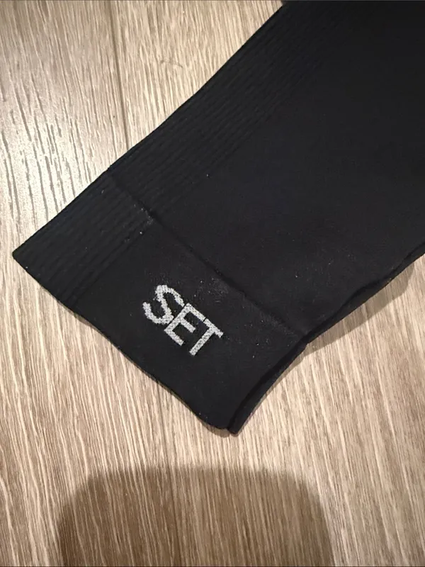 SET active onyx black sculpt flex leggings Size Large - Image 3