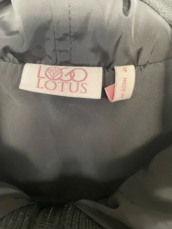 Lotus Women's Full-Zip Hooded Windbreaker Black Size 4 - Image 3