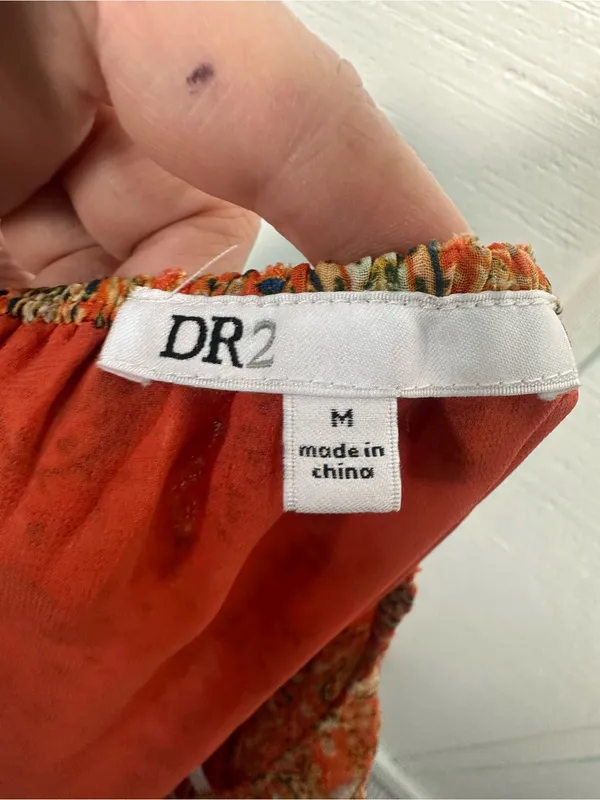DR2 Orange Geometric Print Top Size Medium EUC - Image 6