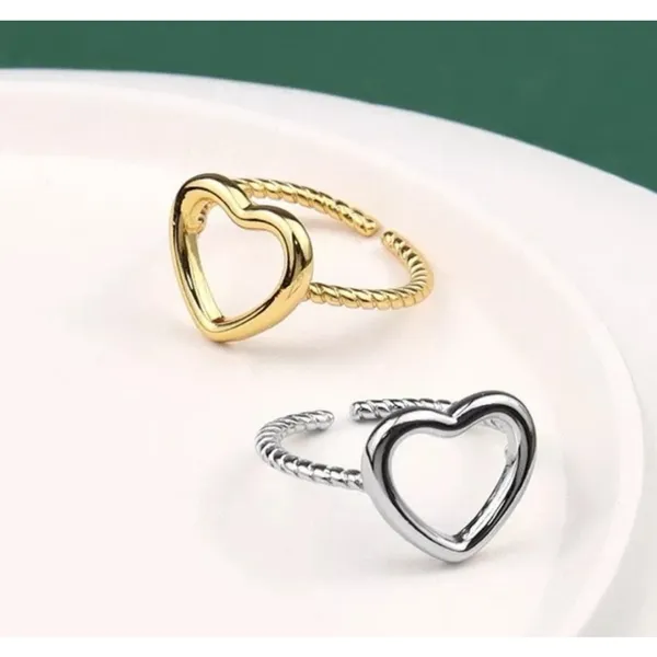Boutique NEW Women's 14k Gold Plated .925 Twist Band‎ Ring, Adjustable - Image 4