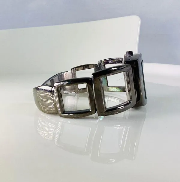Fleur de Lis Snap Bracelet Watch Silver - Image 3