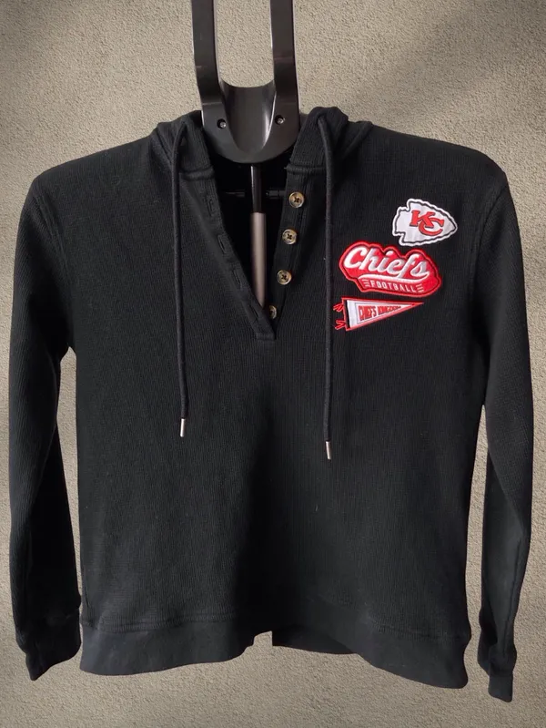 Kansas City Chiefs Waffle Knit Hooded Henley Women’s Black - Image 2