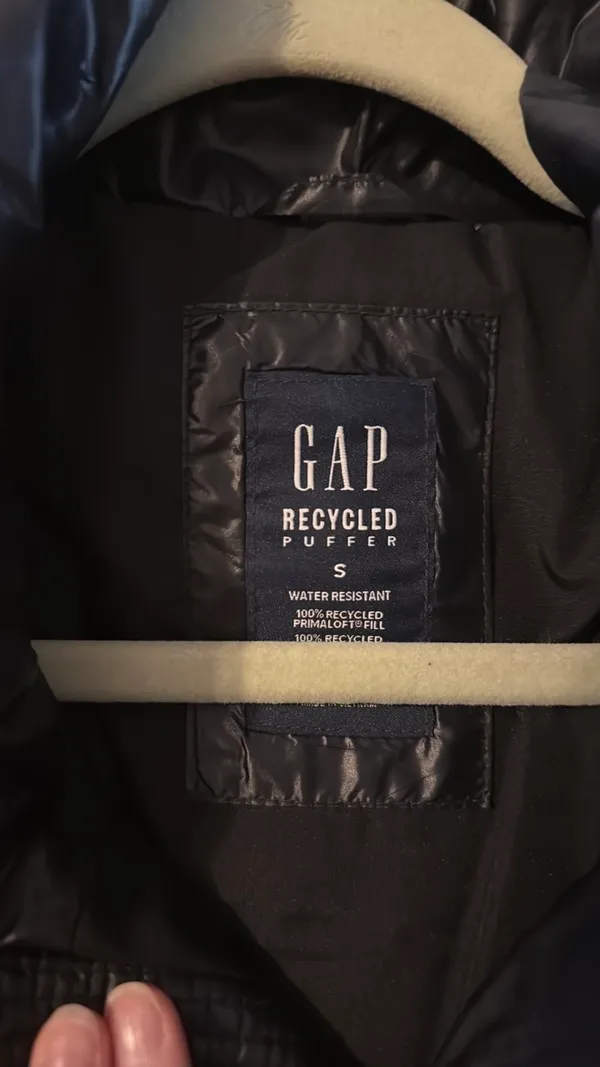 Gap Puffer Vest - Image 3