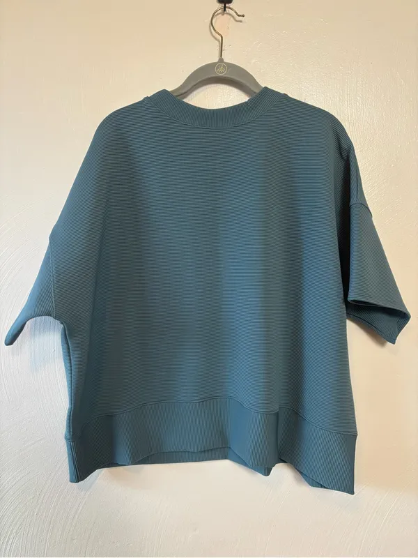 Zenana Women's Set Shorts Shirt Causal Ribbed Pockets Elastic Green Size Large - Image 4