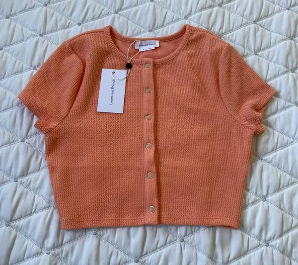 NEW  TOP XS - Image 4