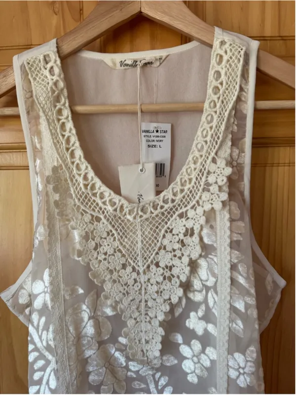 Vanilla Star Floral Mesh and Crochet Sheer Tank Top size medium - Image 6