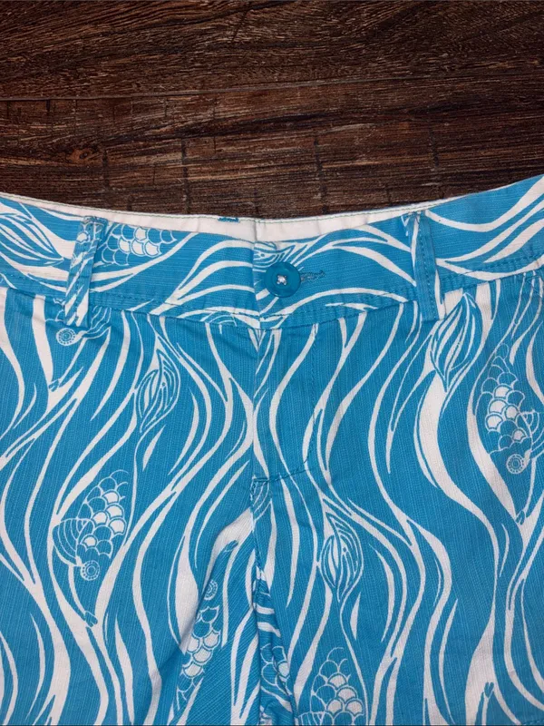Lilly Pulitzer Callahan Shorts Wavy‎ Fish Print Blue White 4 - Image 3