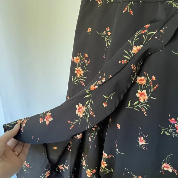 No Boundaries Black Floral Wrap Maxi Dress S lightweight v-neck summer flowy‎ - Image 4