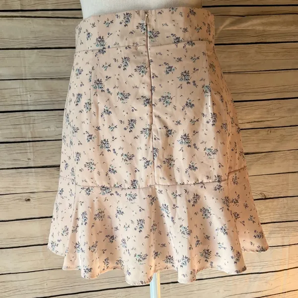 Altar'd State Blush Pink Floral Mini Skirt Size Medium - Image 4