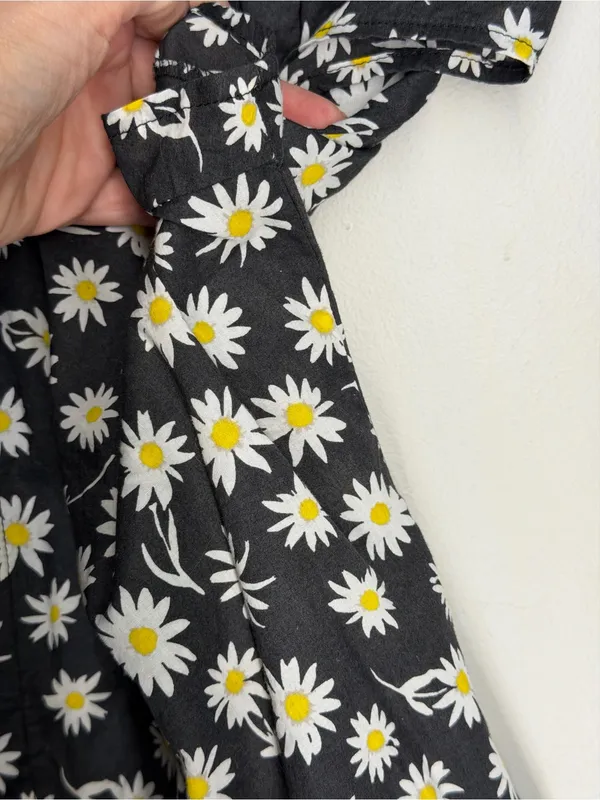 The Cat’s Pajamas Daisy Cotton Pajama Top Cottagecore Floral Button Front Poplin - Image 3