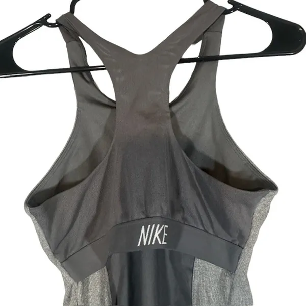 Nike Dri-Fit Gray Athletic Workout Gym Tank Top Women Sz S - Image 6