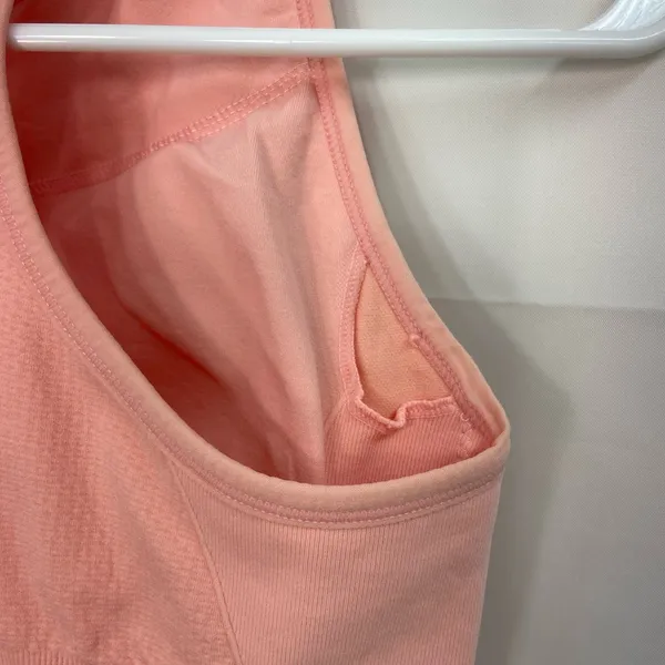 NWOT 90 degree by‎ reflex women’s pink racerback padded sports bra activewear M - Image 5