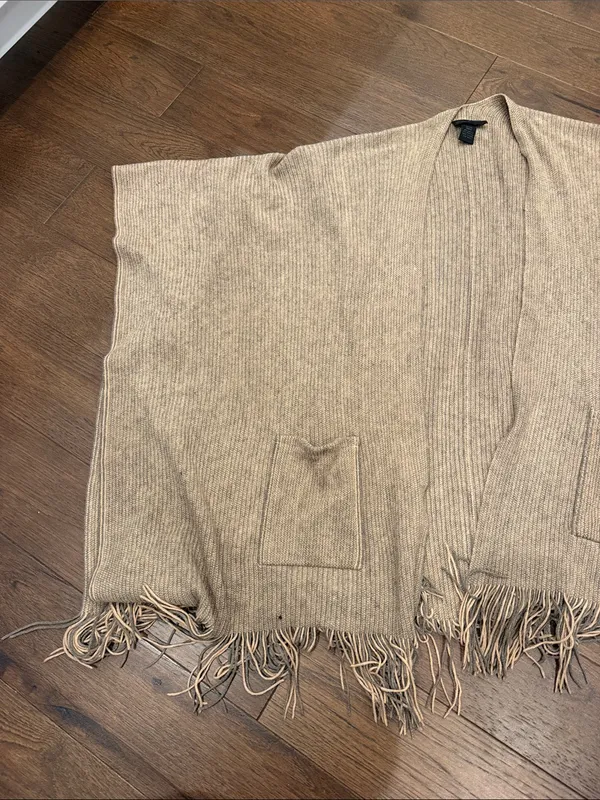 Steve Madden Open Front Ribbed Knit Poncho Beige One Size - C19-108 - Image 3
