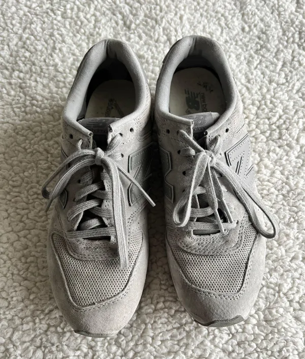 New Balance Sneakers - Image 2