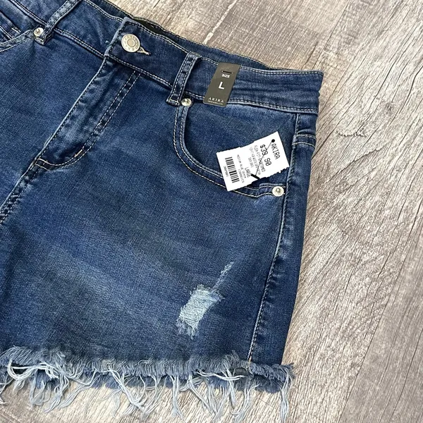 Akira NEW Flex Fit Cut Off Dark Denim Shorts Womens L (29X3.5) High Waist Frayed - Image 4