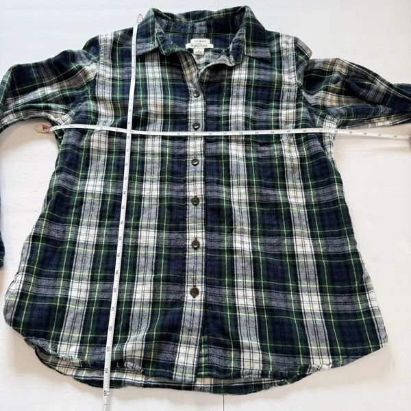 LL Bean Scotch Plaid Flannel Cotton Button Up Shirt Slightly Fitted SMALL PETITE - Image 6