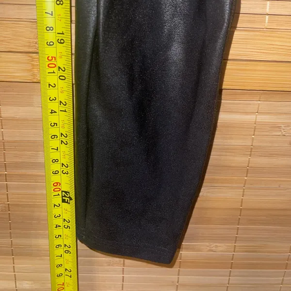 Spanx black faux leather leggings pants woman’s size Large - Image 8