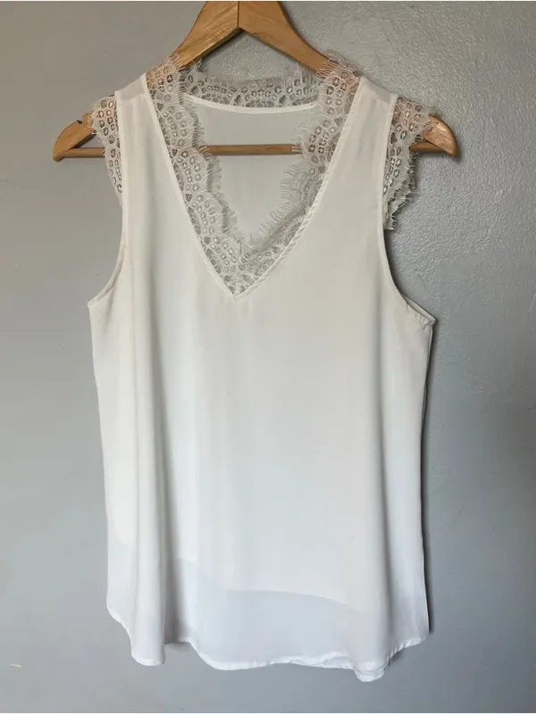 Anthropologie White Lace V-Neck Sleeveless Top - Image 3