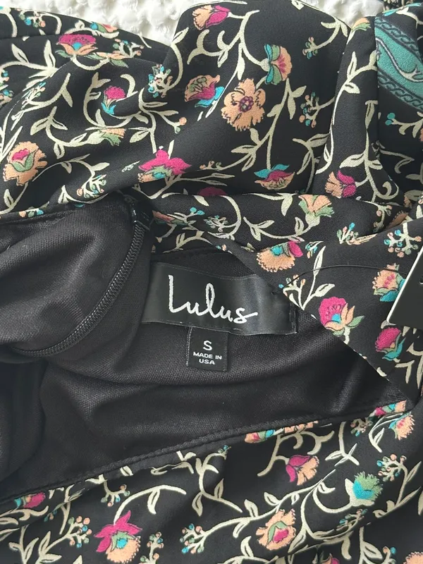 Lulus Floral Shift Dress - Image 4