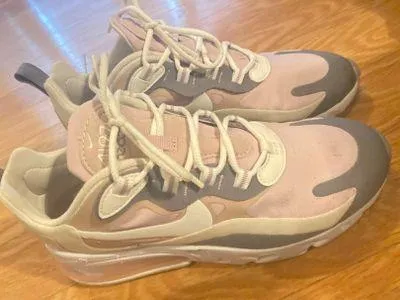 Nike AirMax 270 - Image 2