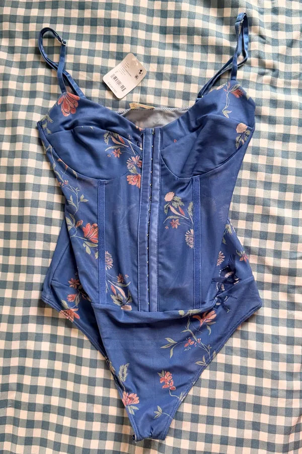 Free People Bodysuit - Image 3