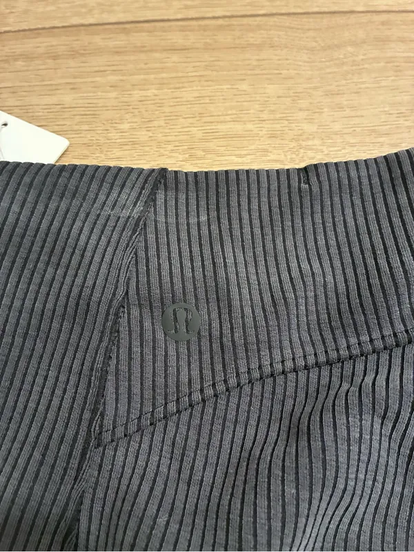 NWT Lululemon Ribbed Softstreme Zip Leg High Rise Cropped Pants 25” Black Size 6 - Image 10