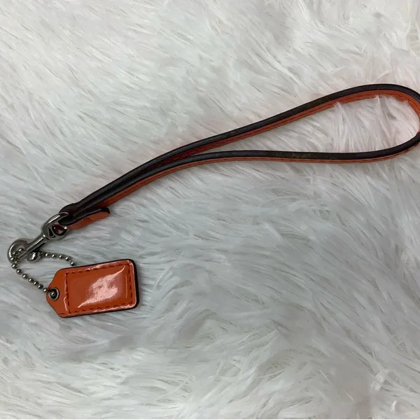 COACH Orange Patent Leather Replacement Hangtag Hang tag and Wristlet Strap - Image 2
