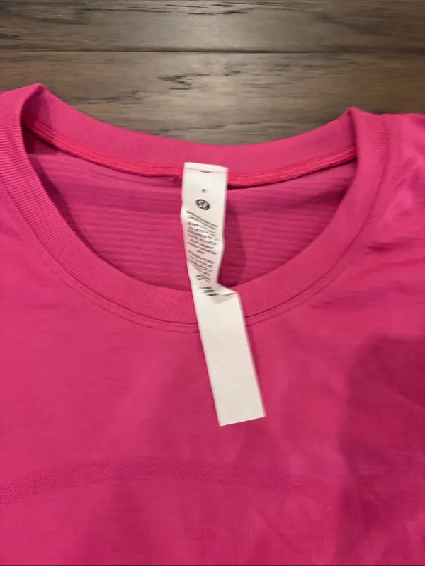 New With Tags Lululemon Swiftly Relaxed Long Sleeve Sz 8 - Image 6