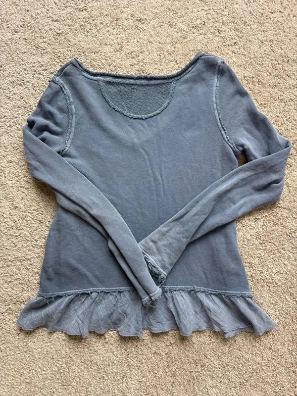 We The Free People Distressed Peplum Sweatshirt Raw Hem Gray Womens Small - Image 7