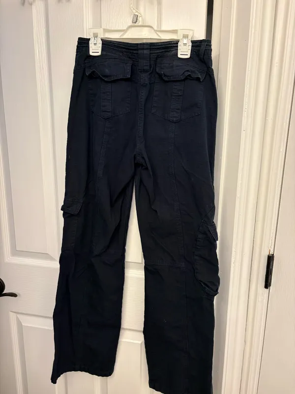 Brandy Melville Pants Cargo Navy Blue - Image 2