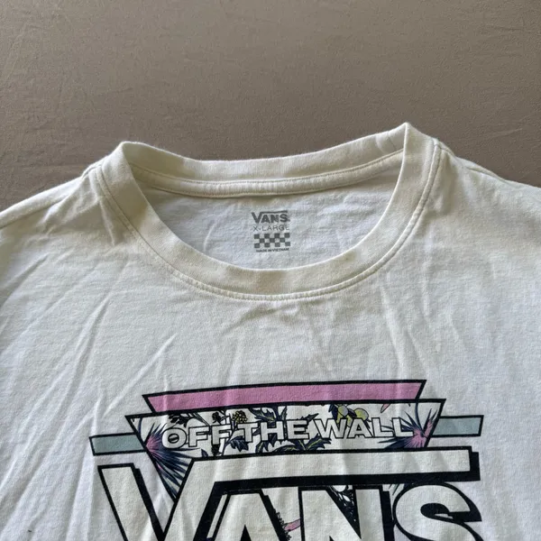 Vans Try Angle Long Sleeve Tee - Image 5