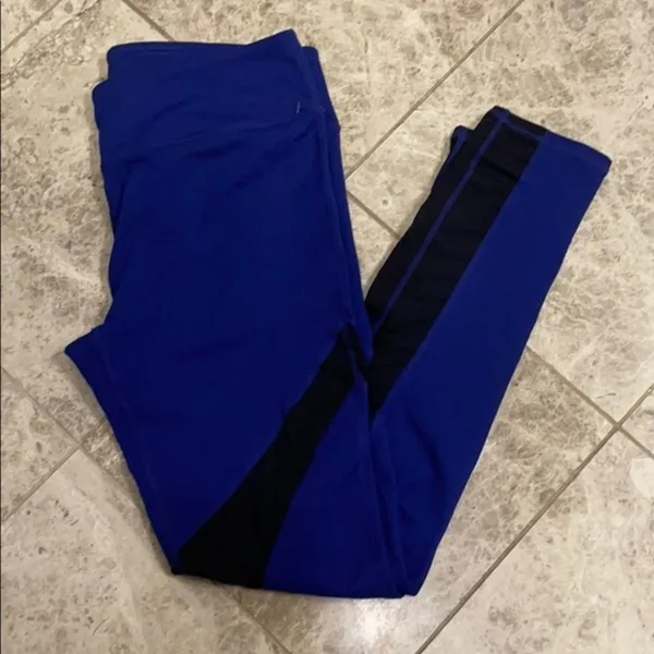 Fabletics Cherise Mid Rise Leggings Mesh Panel Athletic Medium Blue Black - Image 2